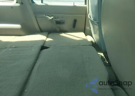 1999 Ford Explorer из США, поврежденный, VIN 1FMZU34X2XZA71898